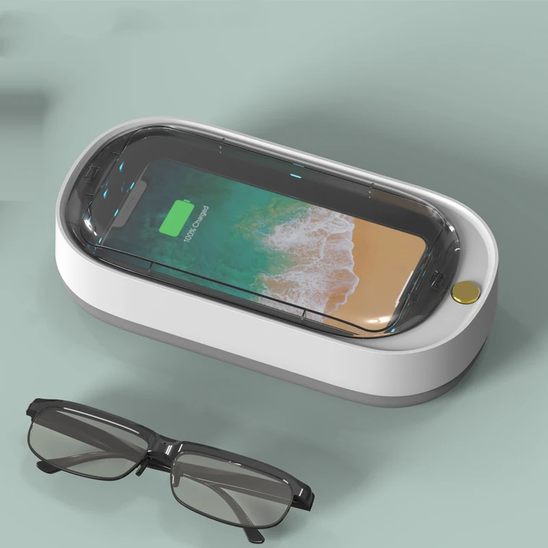 Multifunctionele UV-desinfectiebox voor mobiele telefoons. Reinigt, steriliseert en laadt uw smartphone veilig. Doodt bacteriën en virussen.