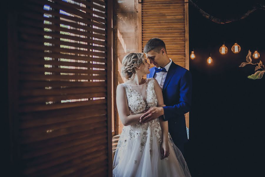 Wedding photographer Yuliya Yakovenko (prydnikowa). Photo of 13 January 2019