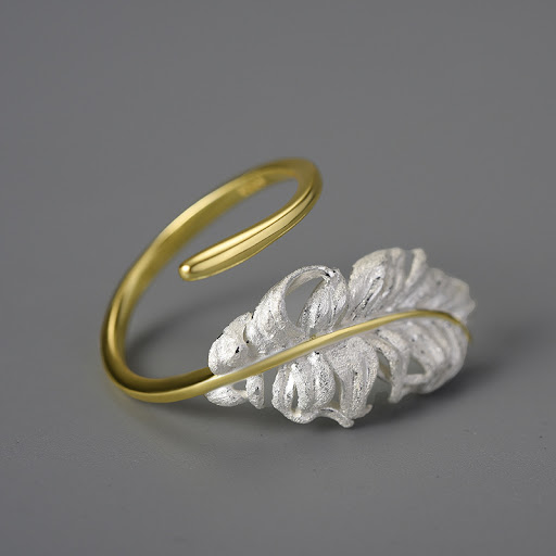 Title 8, S925 Silver Ladies Snowflake Goose Feather Ring...