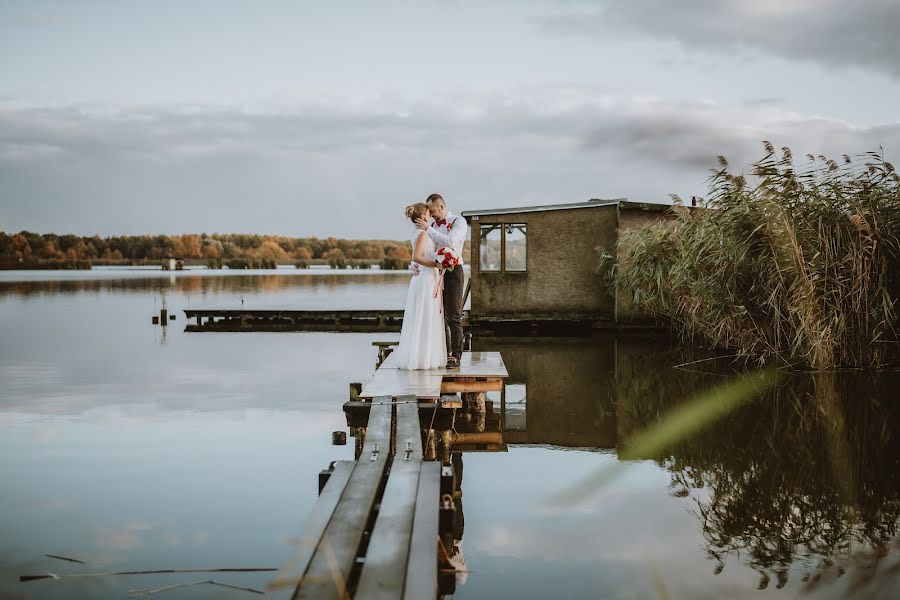 Jurufoto perkahwinan Hanka Stránská (hsfoto). Foto pada 16 Februari 2022