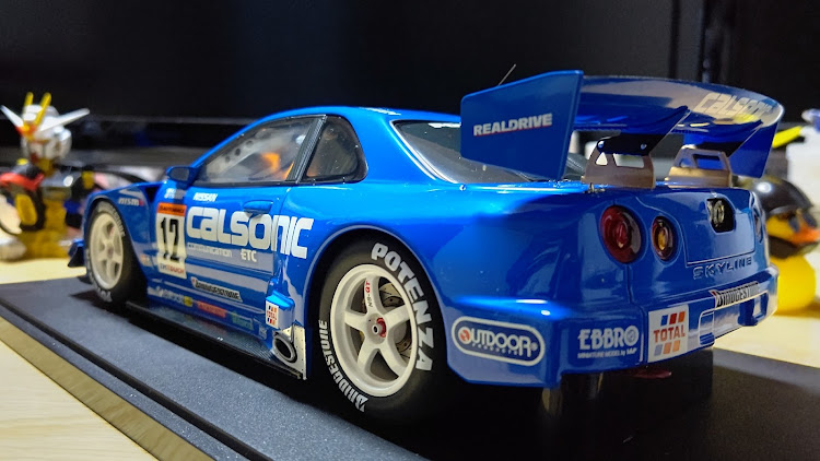 Takaさんが投稿したオートアート1/18・JGTC・カルソニック2003・カルソニック2002・カルソニックスカイラインのミニカーに関するカスタム事例の投稿画像14枚目