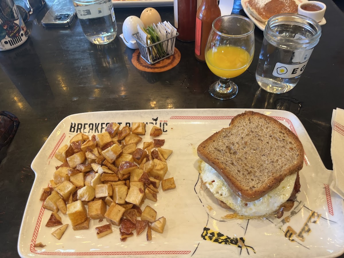 Gluten-Free Breakfast at Breakfast Republic