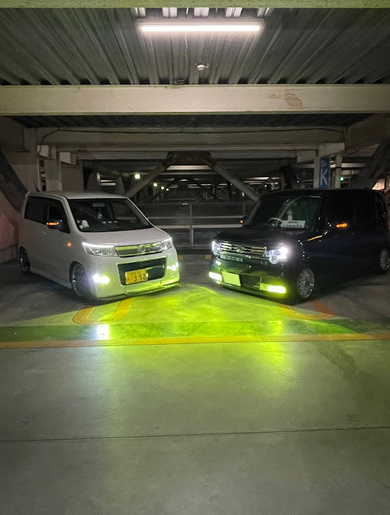 ワゴンRスティングレーのコンテカスタム・カメ活・立体駐車場・セミスモ・緑フォグに関するカスタム事例の投稿画像1枚目