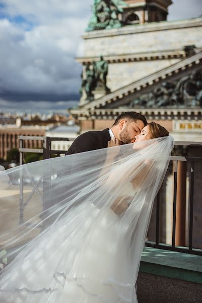 Fotografo di matrimoni Alina Ovsienko (ovsienko). Foto del 13 ottobre 2017