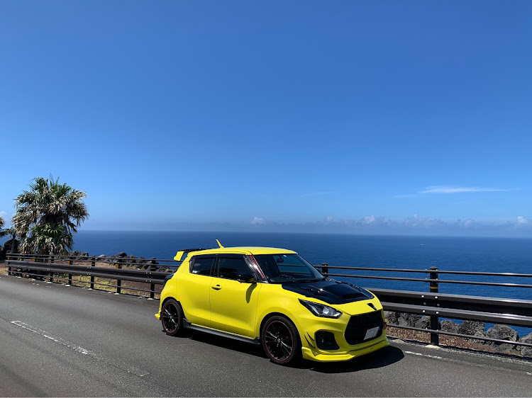 スイフトスポーツの八丈島・一人でドライブに関するカスタム事例の投稿画像2枚目