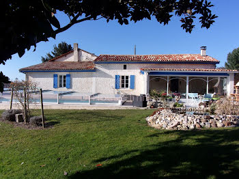 maison à Angouleme (16)