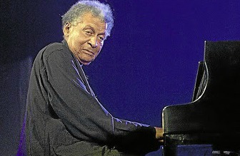 Renowned jazz pianist Abdullah Ibrahim has pulled out of the Cape Town jazz festival because of coronavirus.