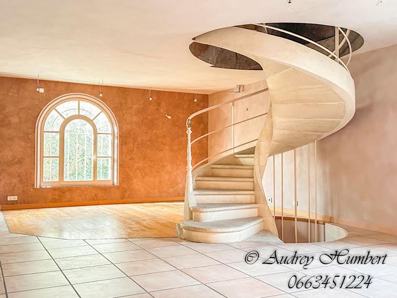 Vente maison 8 pièces 248 m² à Manosque (04100), 473 000 €