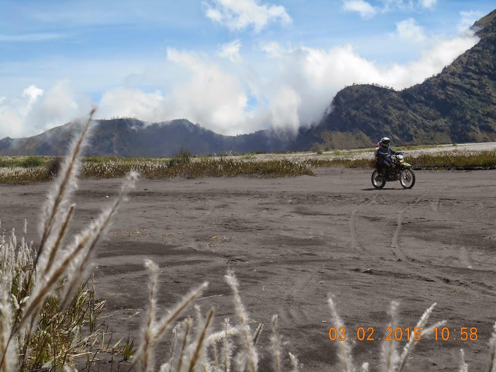 С Бали на Яву на прокатном авто, к вулканам  Иджен и Бромо.