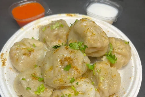 Veg Steamed Momos [10 Pieces]