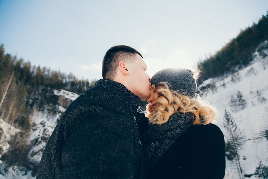 Wedding photographer Pavel Vozmischev (iges). Photo of 2 April 2016