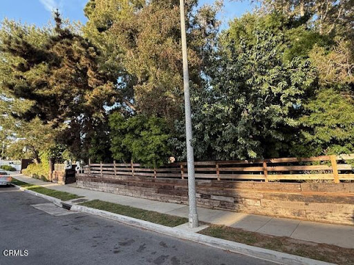 Maison avec jardin 3