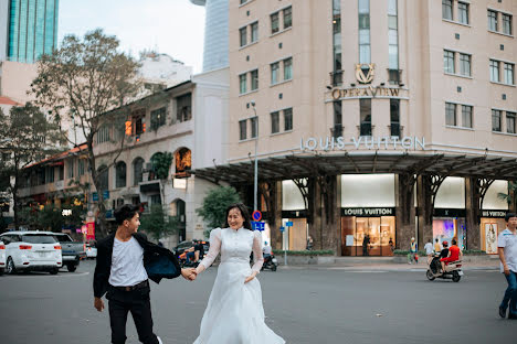 Fotógrafo de casamento Quốc Võ (quocvophoto). Foto de 24 de maio 2023