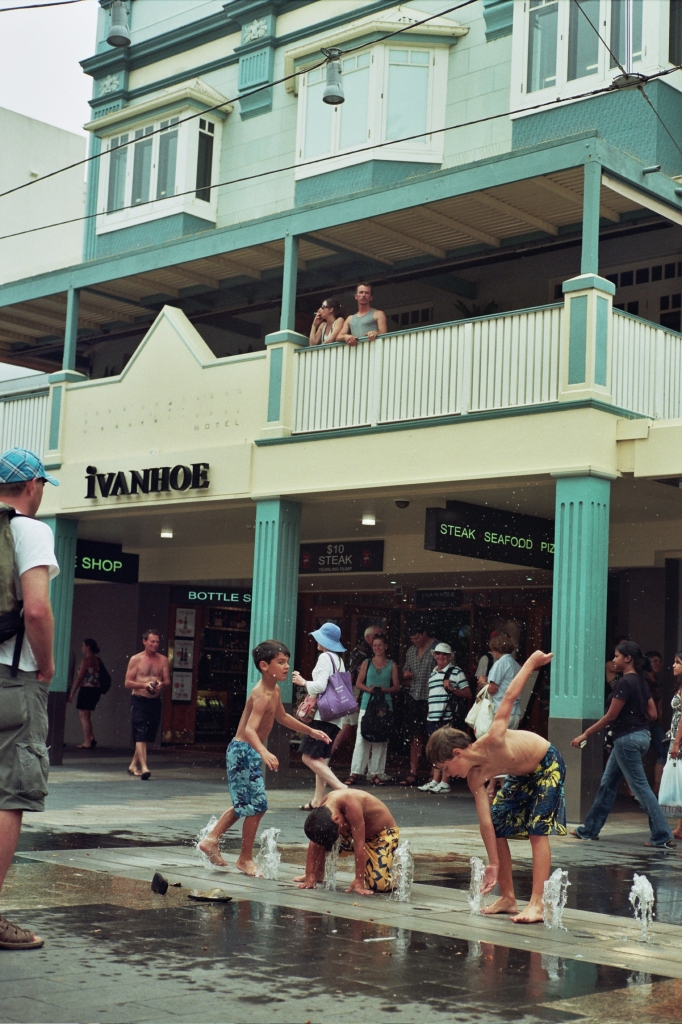 Getti d'acqua a Manly beach di Fleps