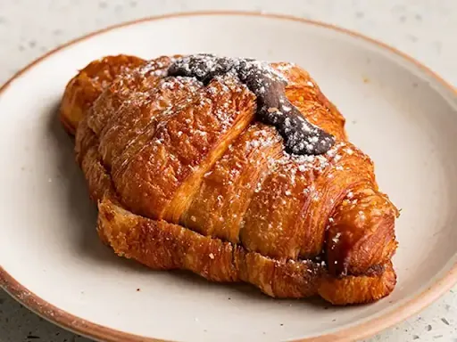 Chocolate & Salted Caramel Croissant