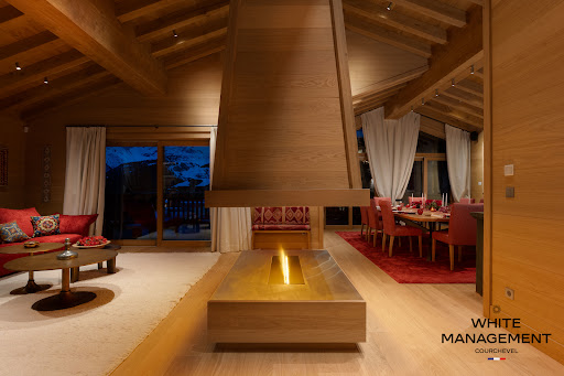 Chalet with pool 1