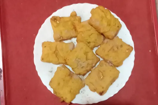 Paneer Pakoda [8 Pieces]