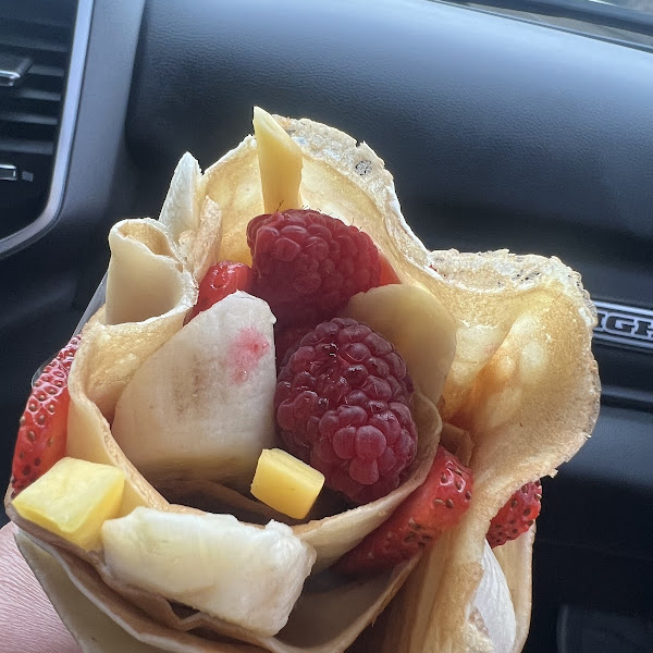 Fruitalicious Dessert Crepe