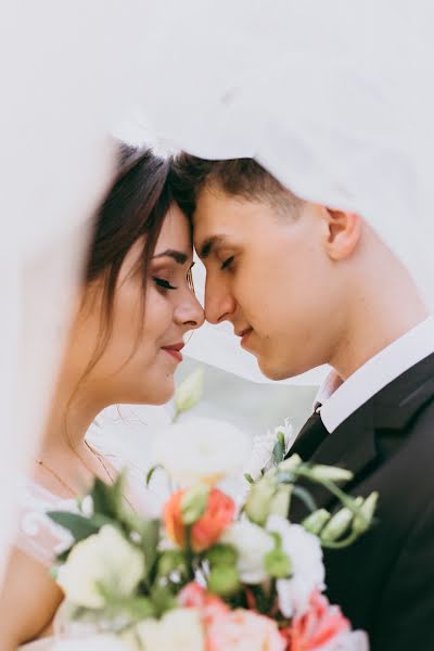 Fotografo di matrimoni Darina Kravchenko (dariakravchenko). Foto del 22 settembre 2020