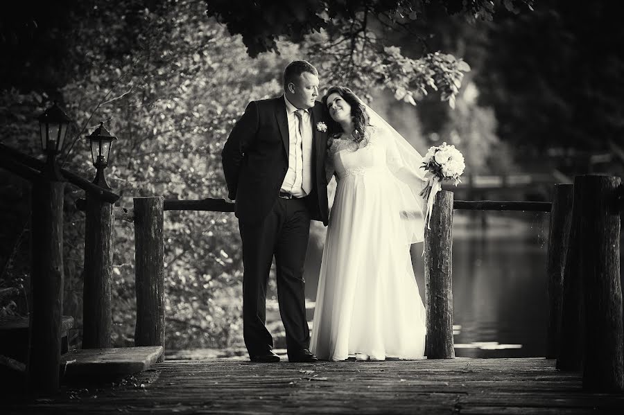 Fotografo di matrimoni Oleg Taraskin (toms). Foto del 11 giugno 2016