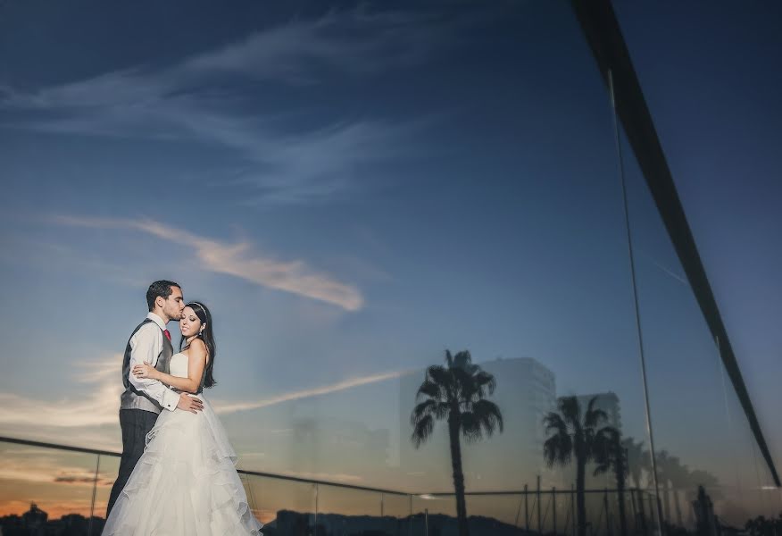 Bryllupsfotograf Salva Ruiz (salvaruiz). Bilde av 3 oktober 2015
