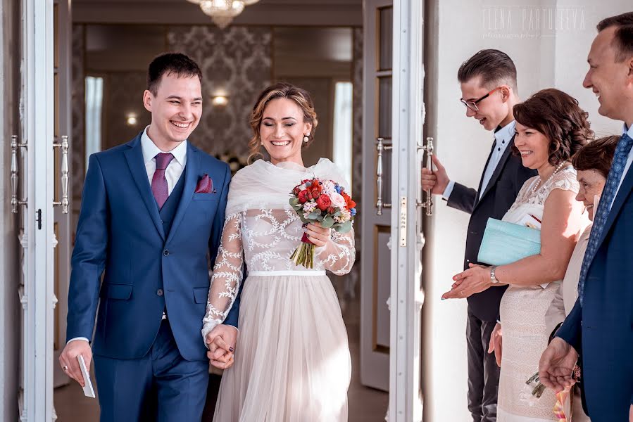 Wedding photographer Elena Partuleeva (mellwed). Photo of 11 April 2017