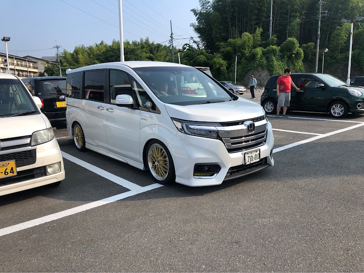 ステップワゴンのステップワゴン・rp5・ホイール交換に関するカスタム事例の投稿画像1枚目