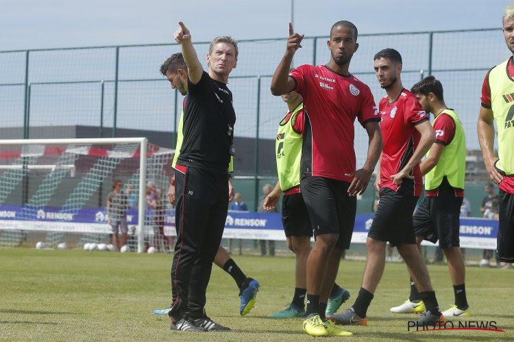 Francky Dury réagit à l'intérêt de Zulte pour Olivier Deschacht