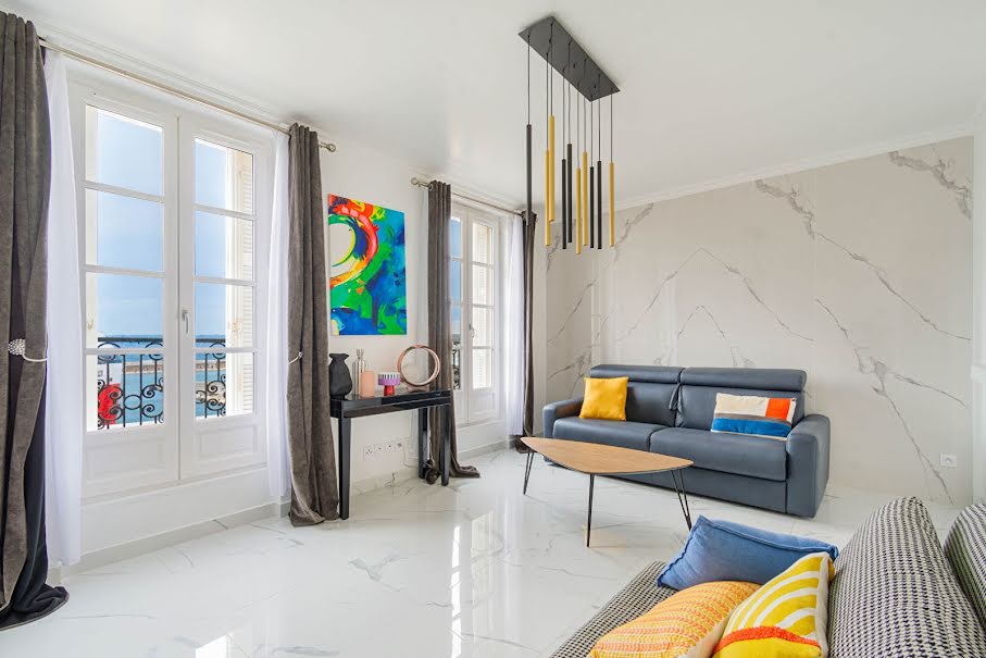 Location meublée appartement 1 pièce 33.96 m² à Marseille 2ème (13002), 885 €