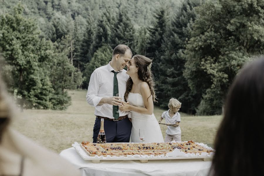 Fotografo di matrimoni Giulia Ferrando (widelovelyeyes). Foto del 30 dicembre 2019