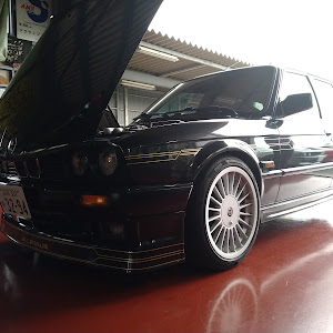 3シリーズ ツーリング E30