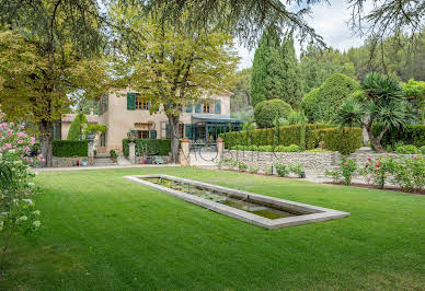 House with pool and terrace 2