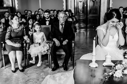 Wedding photographer Poptelecan Ionut (poptelecanionut). Photo of 13 May 2019