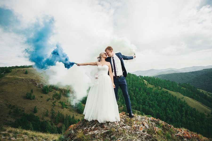 Wedding photographer Dmitriy Vlasenko (dmitriyvlas). Photo of 14 April 2017