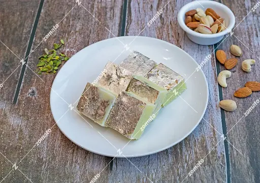 Khoya Pistas Burfi