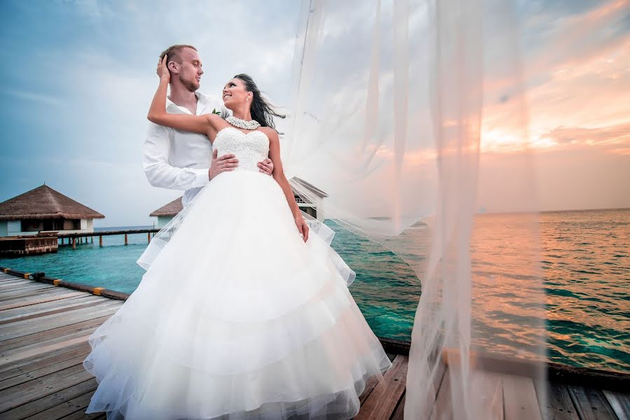 Kāzu fotogrāfs Evgeniy Maydan (sunweddingtours). Fotogrāfija: 1. maijs 2017