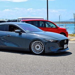 MAZDA3 BP8P