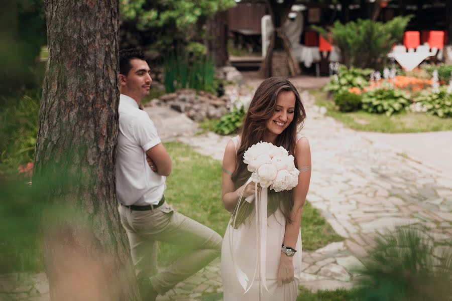 Fotógrafo de casamento Aleksey Tokarev (urkuz). Foto de 16 de julho 2015