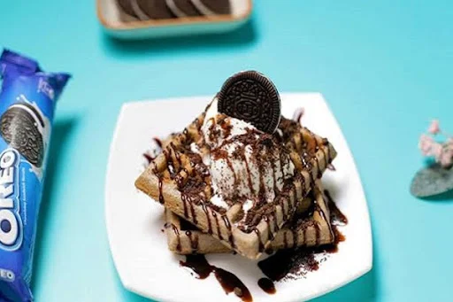 Crushed Oreo Cookies Waffle+ 150ML Icecream