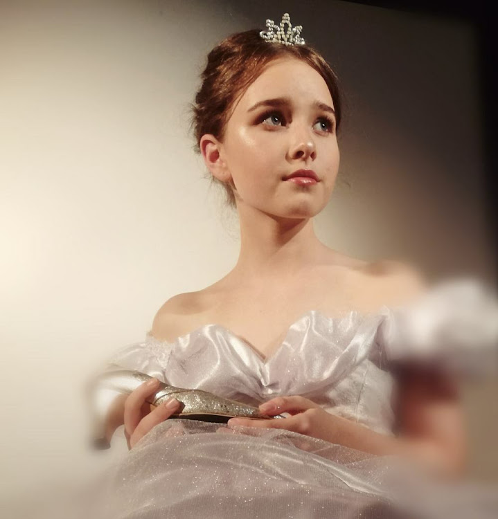 Rachael Saunders as Cinderella