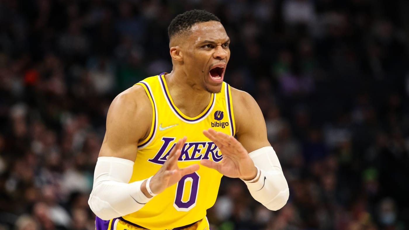 Russell Westbrook Filmed Arguing With Toronto Man Who Taunted Him | Complex