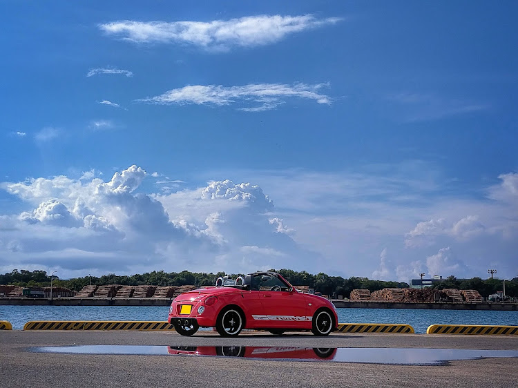 コペンのオイル交換・オープンはやっぱ暑い…。🥵・灼熱地獄・絵になるクルマ・MINICAR-TUNEに関するカスタム事例の投稿画像5枚目