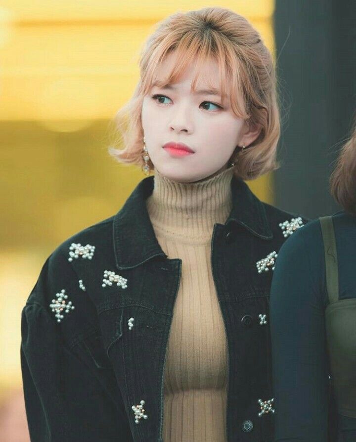 TWICE’s Jeongyeon Proves She Can Rock Hair At Any Length - Koreaboo