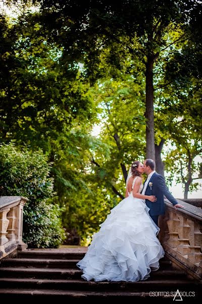 Fotógrafo de casamento Szabolcs Csortos (csortosszabolcs). Foto de 3 de março 2019