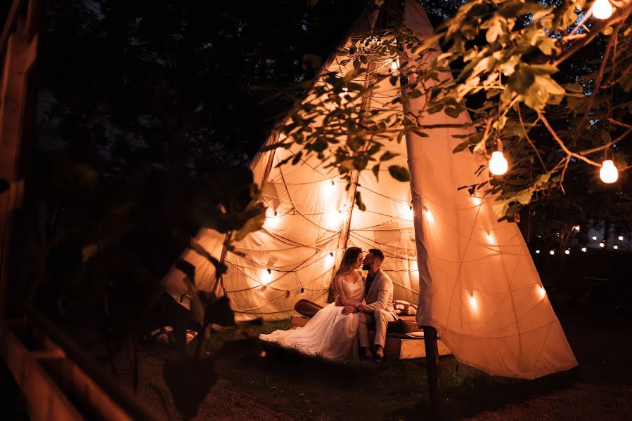 Fotógrafo de bodas Vladislav Kardash (vladkardash). Foto del 21 de febrero 2020