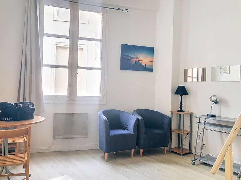 Location  appartement 1 pièce 22 m² à Avignon (84000), 450 €