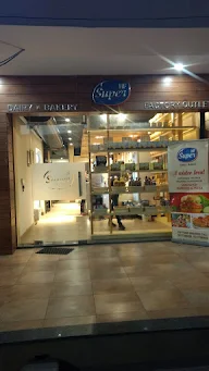 HF Super Dairy And Bakery photo 3