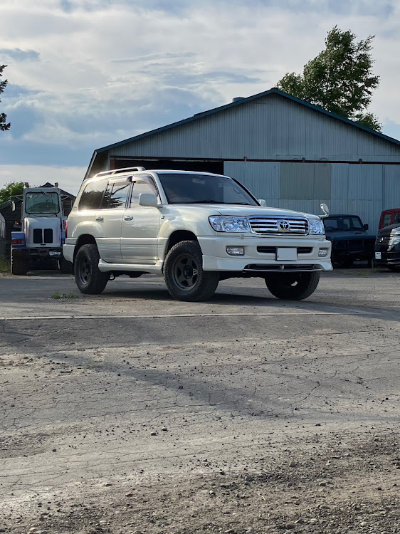 ランドクルーザー100のリフトアップ・ブラッドレー匠・ランクル100・landcruiser・TE37XTに関するカスタム事例の投稿画像3枚目