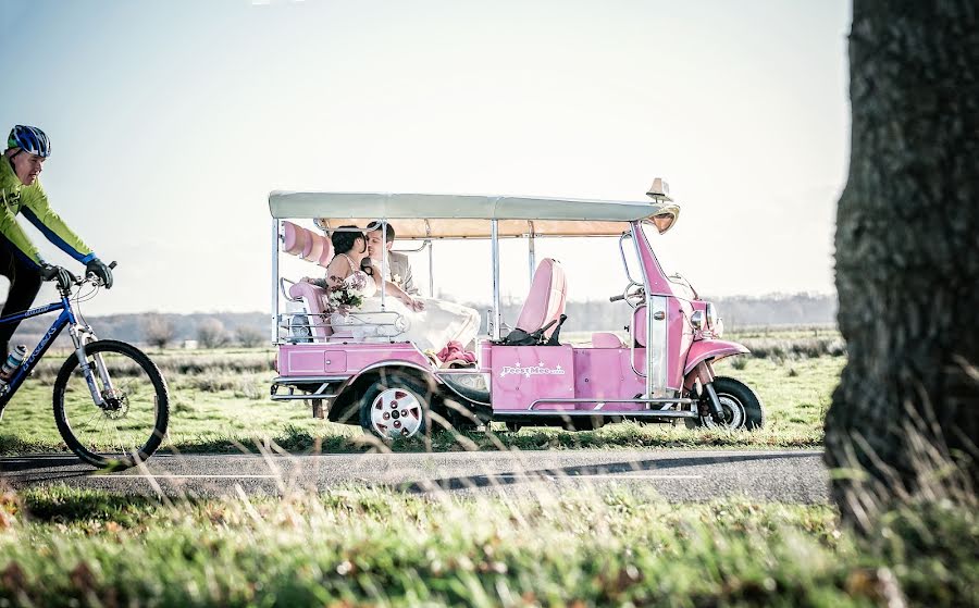 Fotógrafo de casamento Manola Van Leeuwe (manolavanleeuwe). Foto de 11 de dezembro 2014