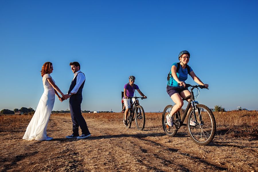 Fotografo di matrimoni Magdalena Gheonea (magdagheonea). Foto del 6 agosto 2022